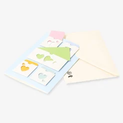 Biglietto d'auguri con mini buste e cuori
