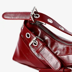 Borsa a spalla rossa con fibbie