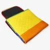 Coperta da picnic arcobaleno trapuntata con tracolla - 170x130 cm