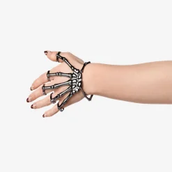 Gioiello da mano a forma di scheletro
