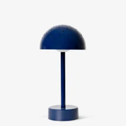 Lampada accogliente. Con tre impostazioni