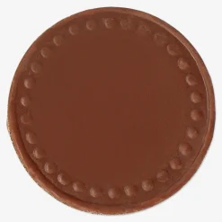 Monete di cioccolato al latte con personaggi di pan di zenzero