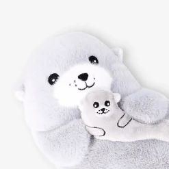Peluche a forma di foca con cucciolo