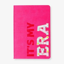Quaderno A5 rosa con pompon
