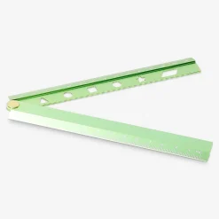 Righello pieghevole verde con stencil