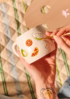 Tazza in ceramica DIY con frutti in rilievo - 330 ml
