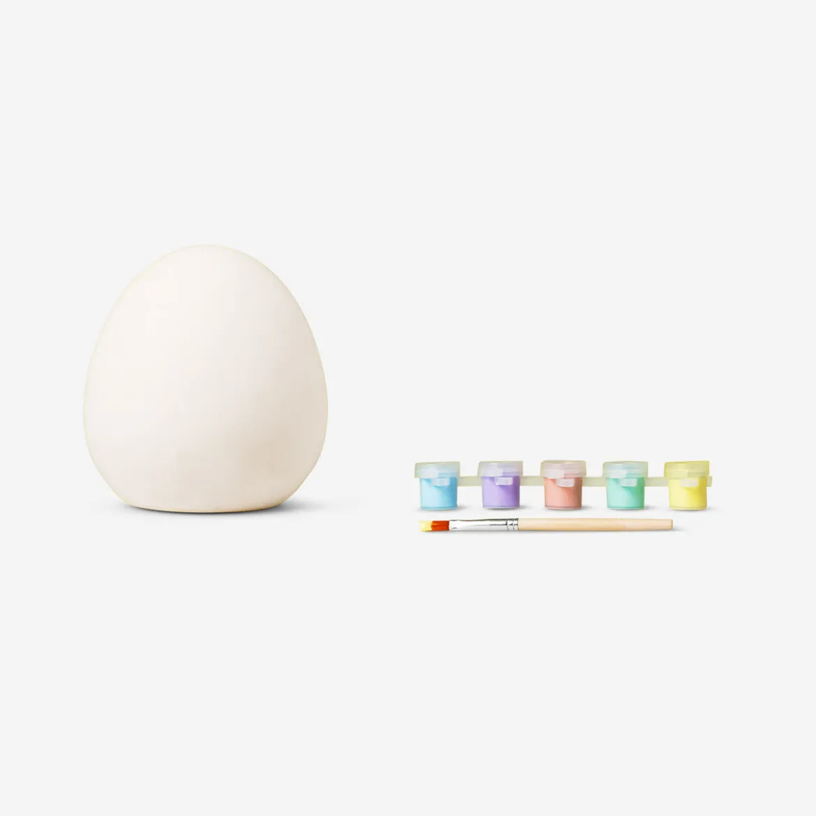 Uovo di Pasqua DIY con la vernice